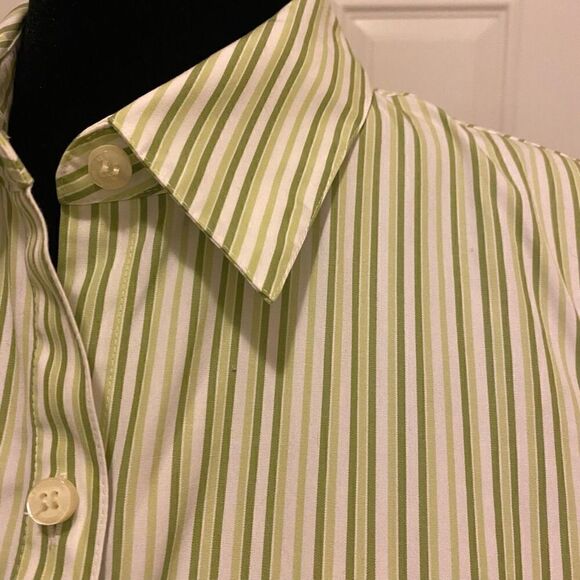 Liz Claiborne Striped Button Down Top - Picture 5 of 11